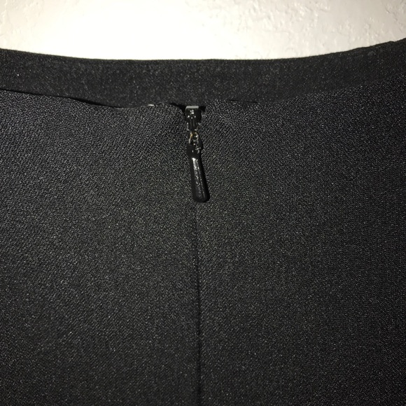 Mary Kay Casual Mini Skirt - Picture 3 of 6